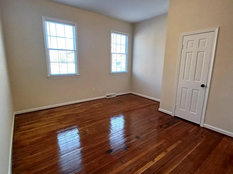 301 N West St #2 — Photo 5