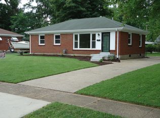 1922 Nocturne Dr, Louisville, KY 40272