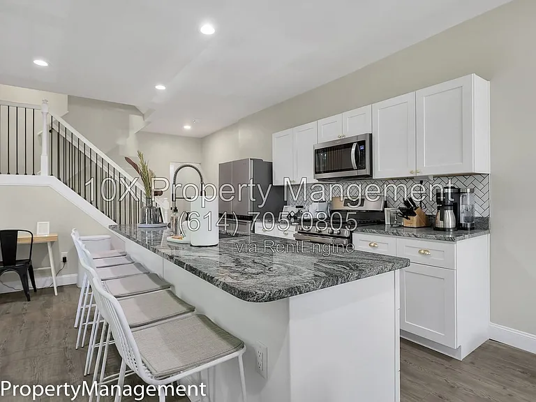 564 Kimball Pl — Photo 4