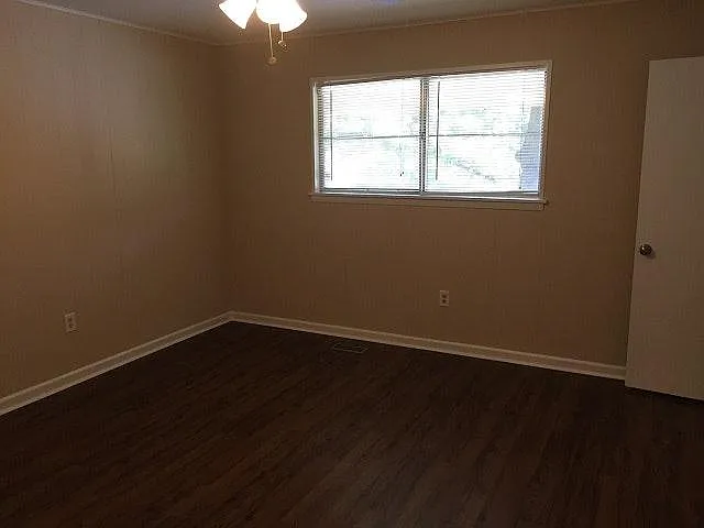 2100 Kavanaugh Blvd #A — Photo 7