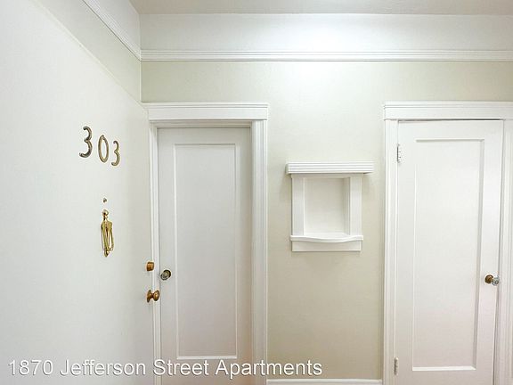 3rd image of 1870 Jefferson St #303