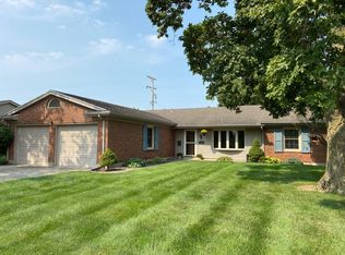 1385 Cornish Rd, Troy, OH 45373