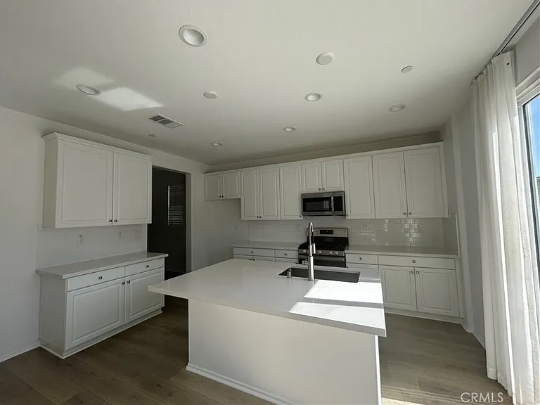 12574 Dartola St — Photo 18