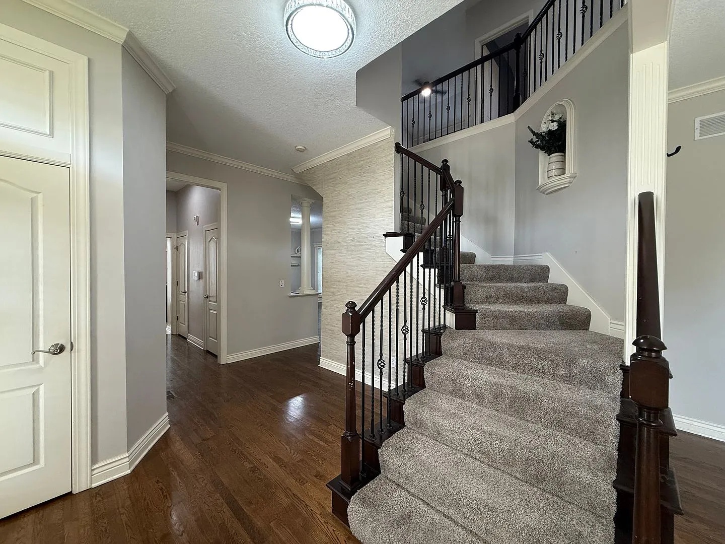 Beautiful and Spacious 4 Bed/4.5 Bath Overland Park Home with Finished Basement, 3-Car Garage, Ho... — Photo 2