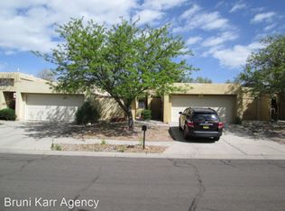 4909 Casa Del Oso NE, Albuquerque, NM 87111