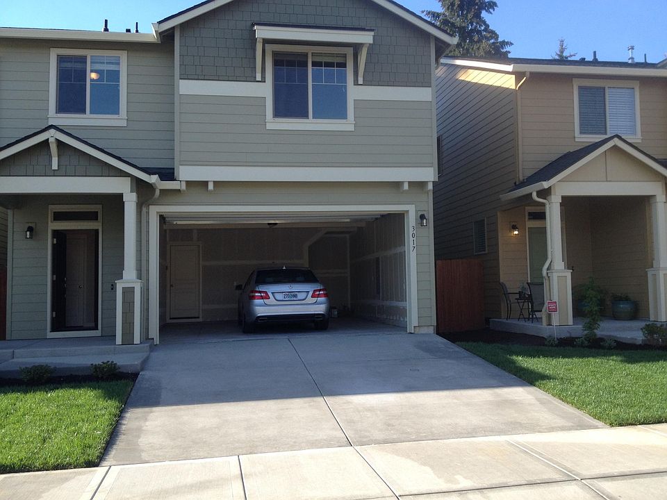 1st image of 3017 NE 74th St