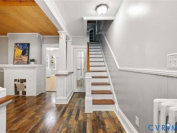 2nd image of 3021 Grayland Ave