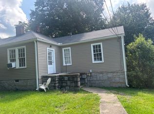 149 Myrtle St #A, Elberton, GA 30635