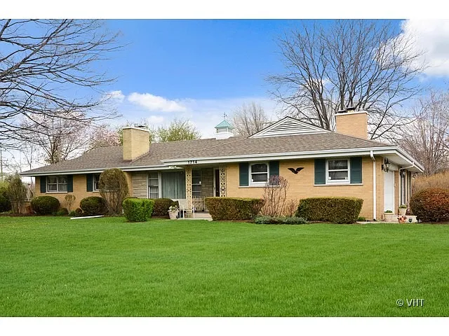 1714 Columbine Dr photo 1