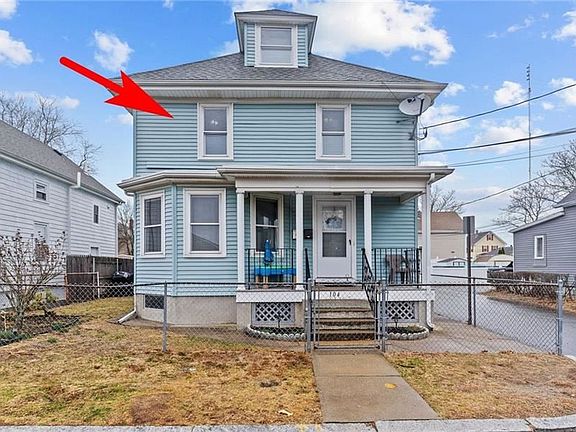 2nd image of 104 Sutton Ave
