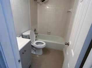 8704 NW 35th St APT 108, Pompano Beach, FL 33065