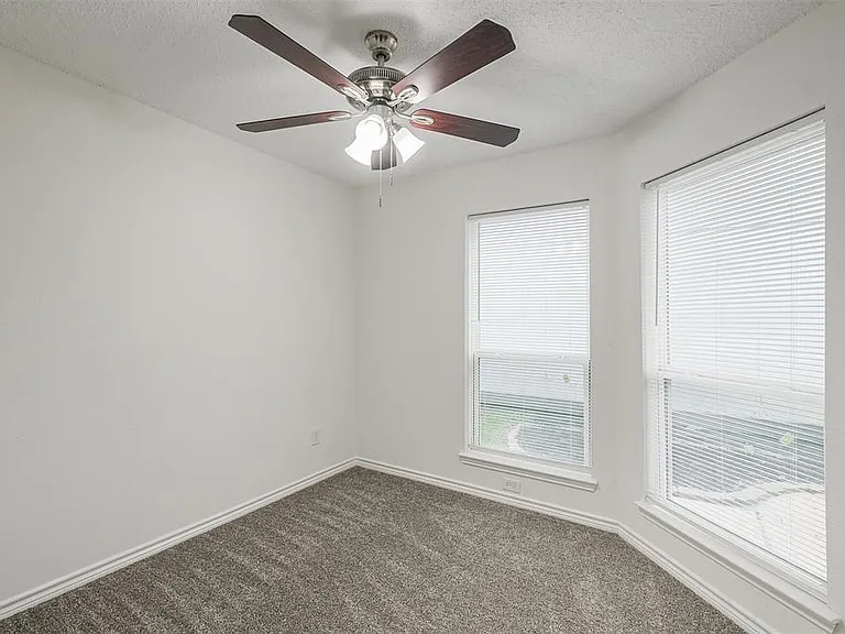 6235 W Willow Bluff Rd — Photo 6