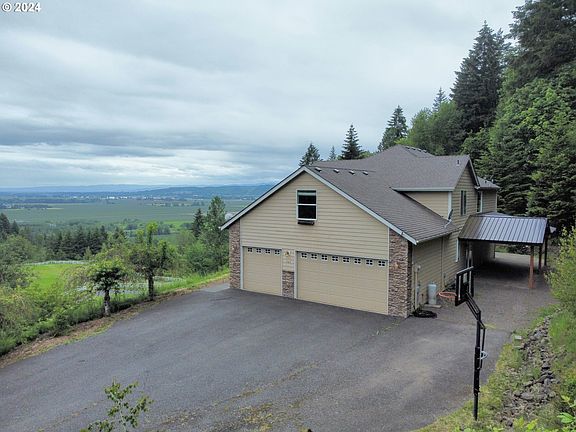 2nd image of 161 Columbia View Dr
