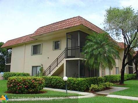 1st image of 351 Lakeview Dr APT 201
