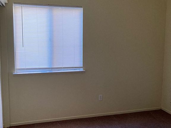 5th image of 2470 Amaretto St