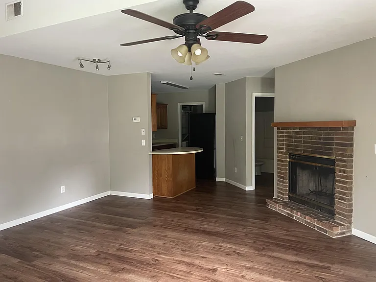 160 E Willow Creek Blvd #1 — Photo 11