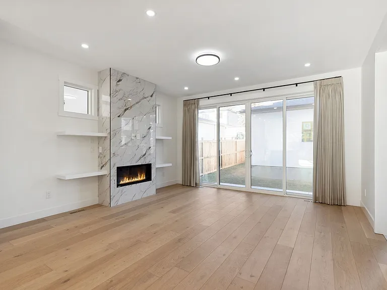 33 Harvard St NW #UPPER — Photo 4