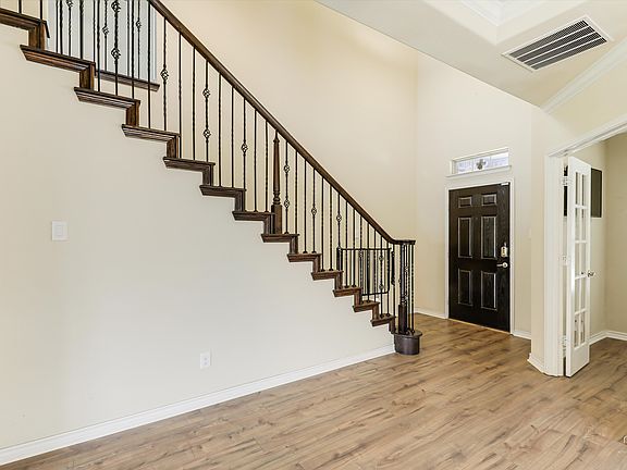 3rd image of 11305 Amistad Dr