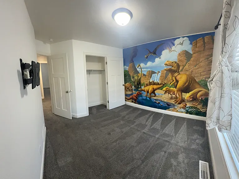 311 S Emery Ln — Photo 9