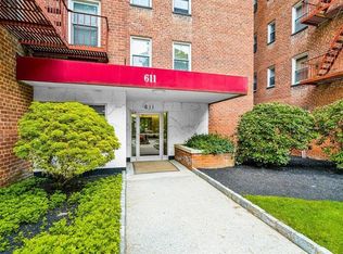 611 Palmer Rd APT 2Z, Yonkers, NY 10701