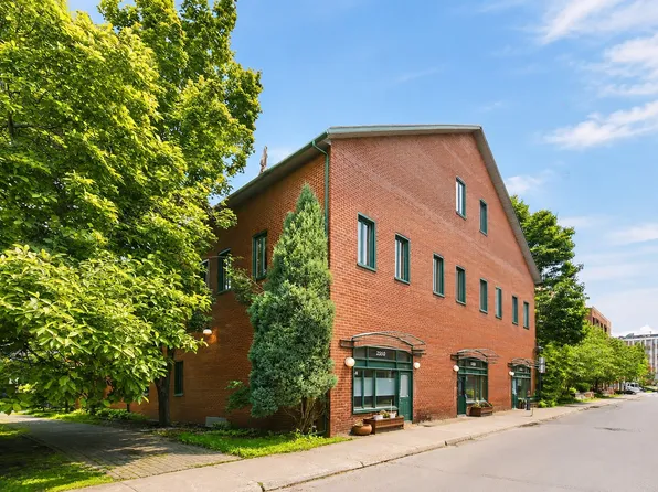 2359 Rue Duvernay #100, Montreal, QC H3J 2X1