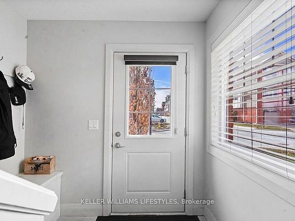 5th image of 3025 Singleton Ave #52