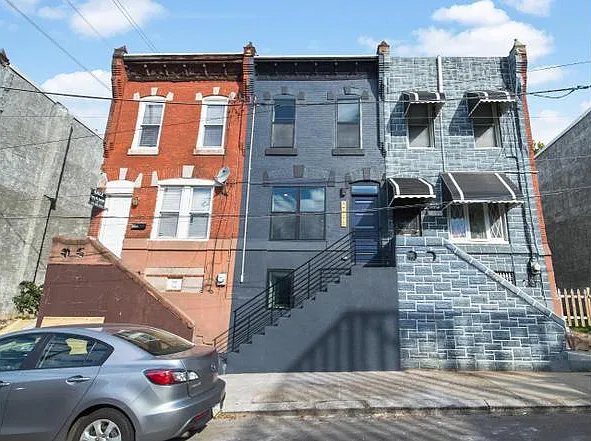 2441 Federal St — Photo 1