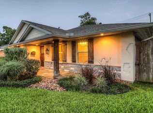 1911 De Milo Dr, Houston, TX 77018