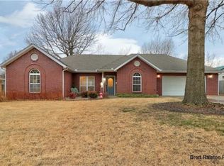 1602 Cartwright Cir, Springdale, AR 72762