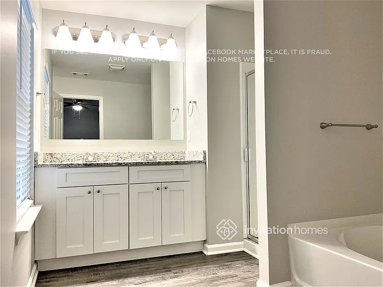 2530 Mayfair Dr — Photo 10