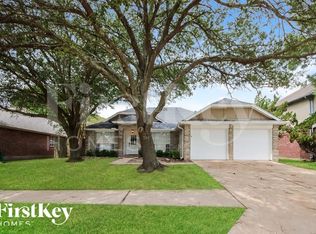 18811 Singing Woods Dr, Humble, TX 77346