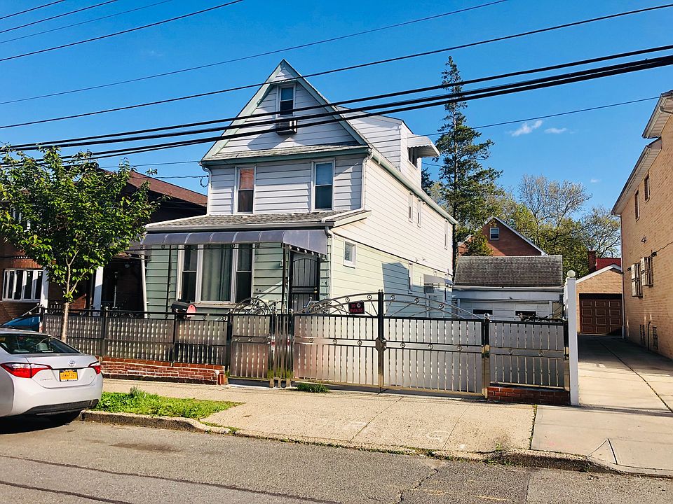 1st image of 15910 72nd Ave