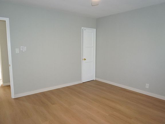 5th image of 608 Orange Grove Ave #612A