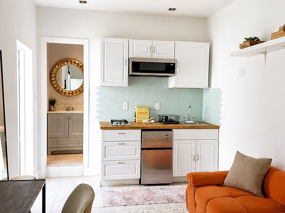 3rd image of 1365 NE 132nd St #0