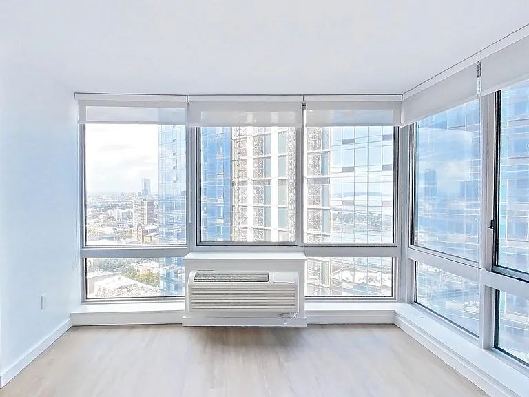 37 Hudson St #1506 — Photo 10