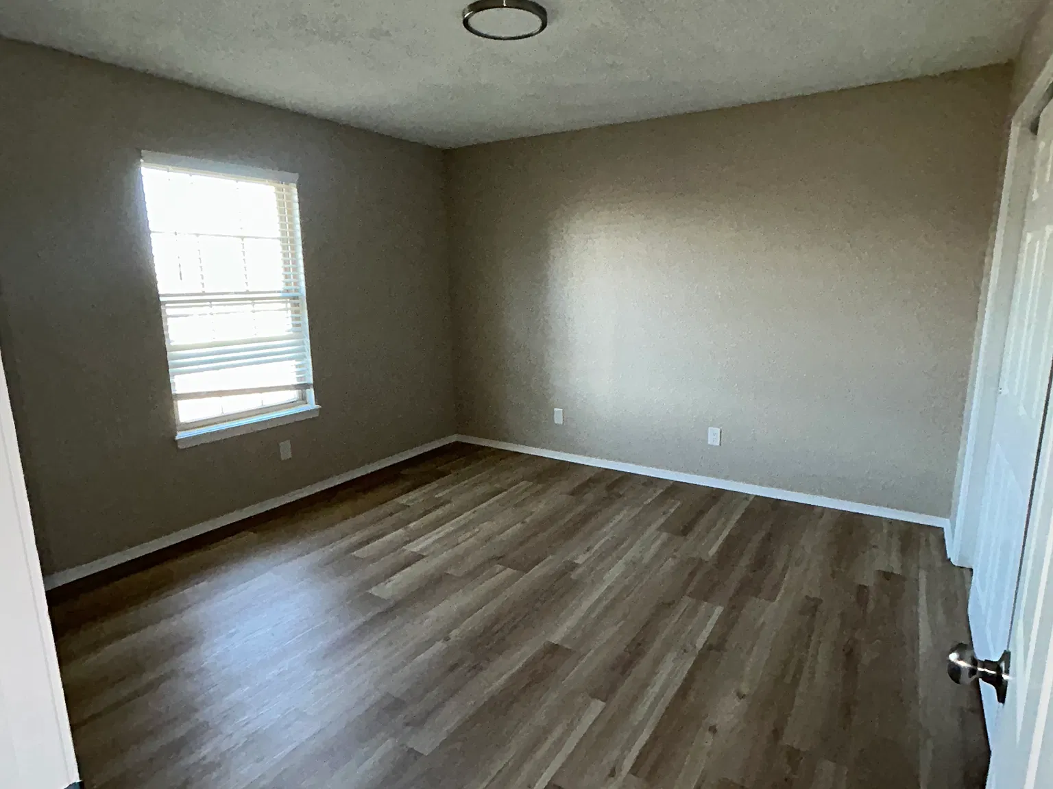 3 bed, 1668 sqft, $1,650 — Photo 3