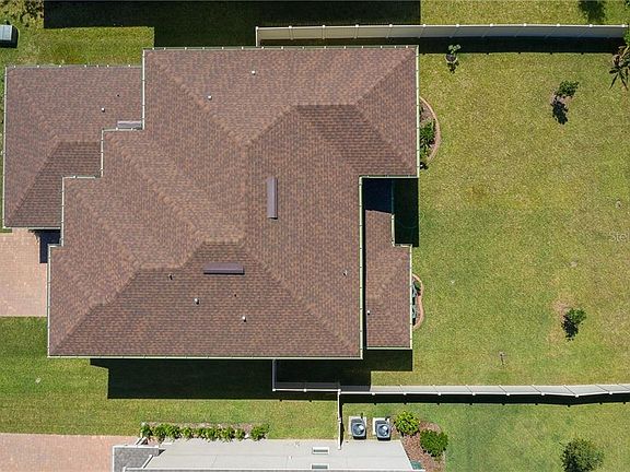 3rd image of 1644 Highbanks Cir