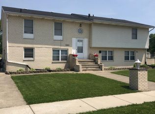 9865-57 Grant Pl, Crown Point, IN 46307