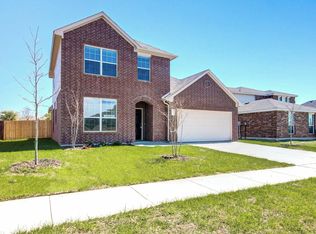 808 Cayotillo St, Lancaster, TX 75146