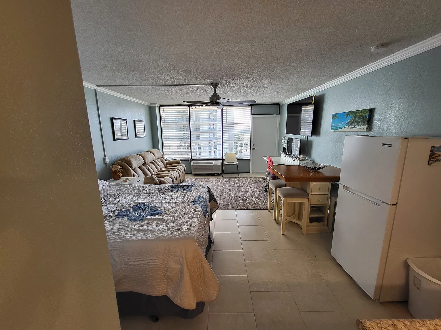 2043 S Atlantic Ave — Photo 2