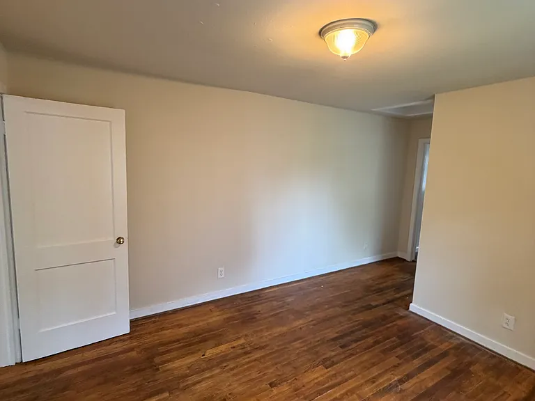 1108 Halifax St — Photo 10