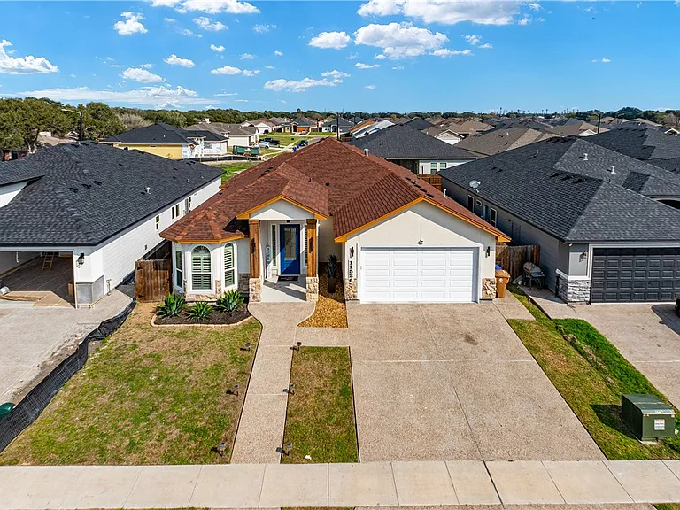11526 S Creek Dr — Photo 27