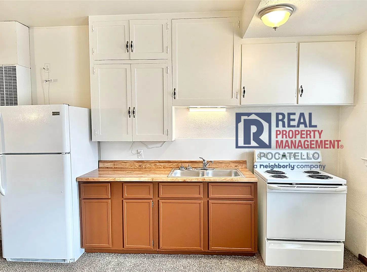 355 S Johnson Ave — Photo 4