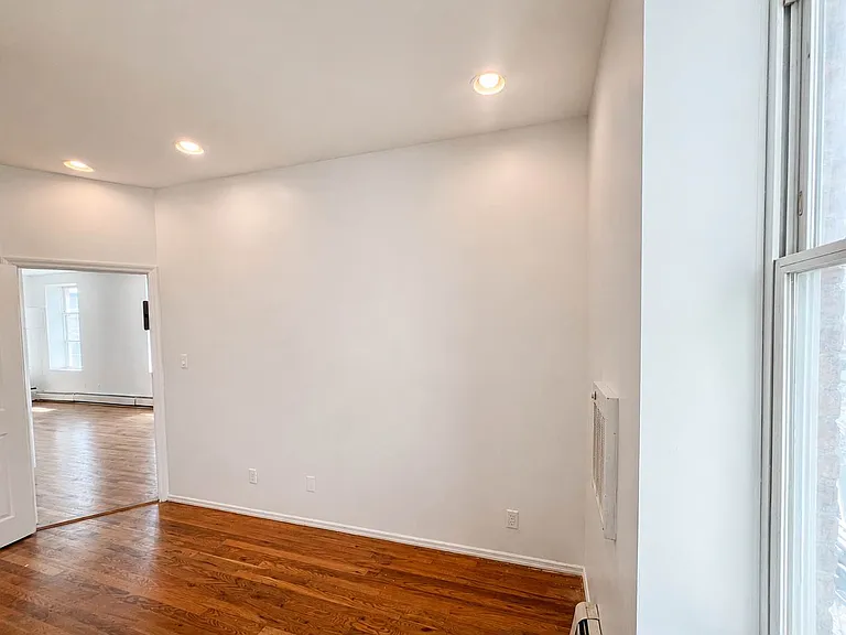 536 Ralph Ave #2L — Photo 12