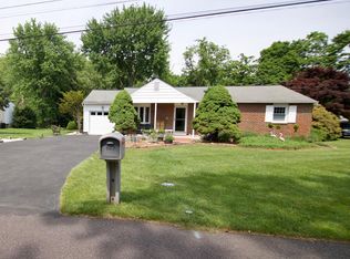 567 Citation Ln, Warminster, PA 18974