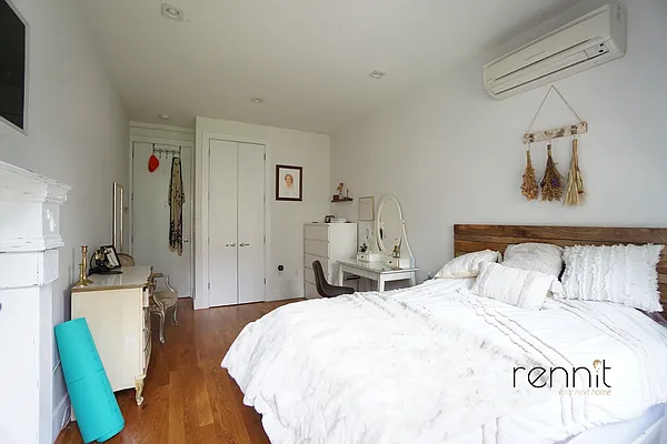 Rented by Rennit Inc. | media 54