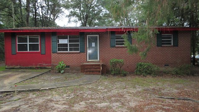 1st image of 803 Brent Dr
