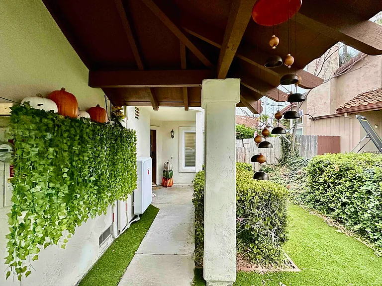 12651 Sarsaparilla St — Photo 2