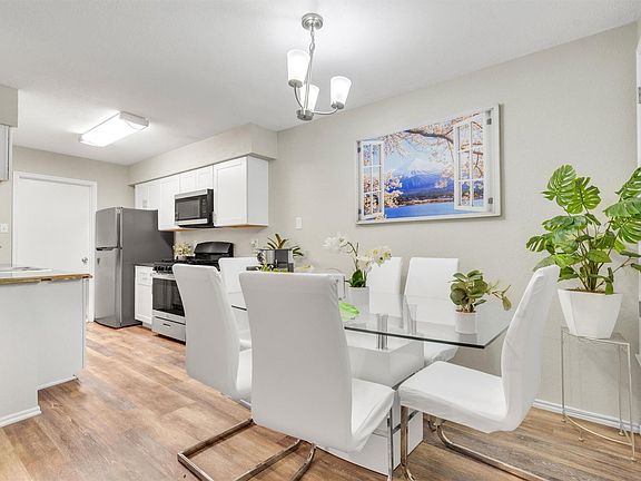 5th image of 2128/2130 Redwing Way