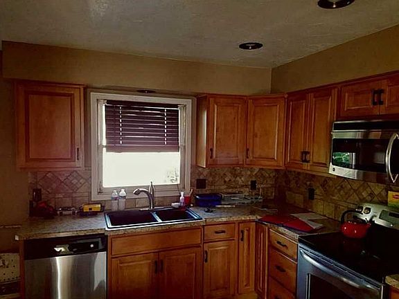 2nd image of 1116 Lendel Ln